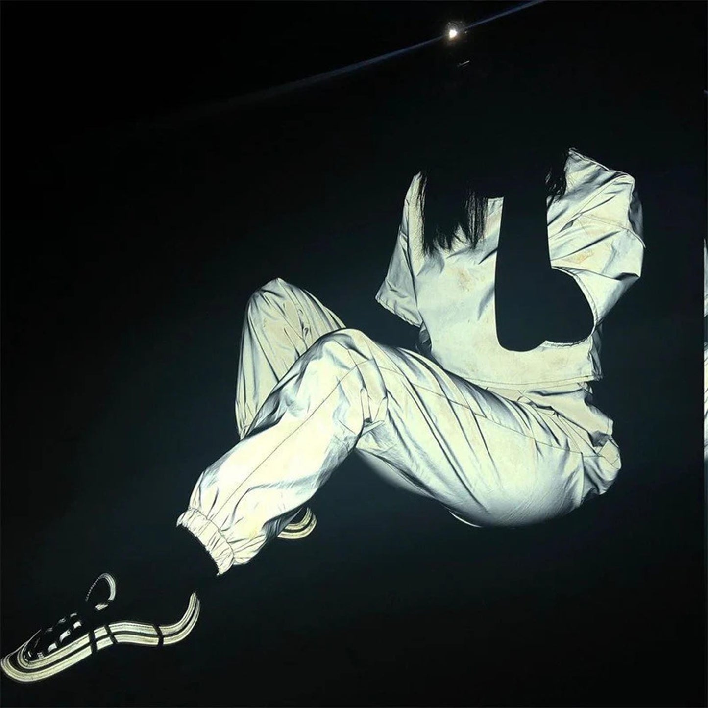 Reflective Elastic Pants for Rave and EDM Festivals